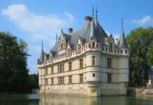Azay‑le‑Rideau: Renaissance‑Schloss im Spiegel der Indre – Ein Besuch, der verzaubert AzeyParkseite
