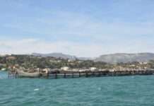 Norovirus im Mittelmeer: Warum die Baie du Lazaret plötzlich zum Sperrgebiet wurde Baie_du_Lazaret,_La_Seyne-sur-Mer,_Provence-Alpes-Côte_d'Azur,_France_-_panoramio_Wikipedia