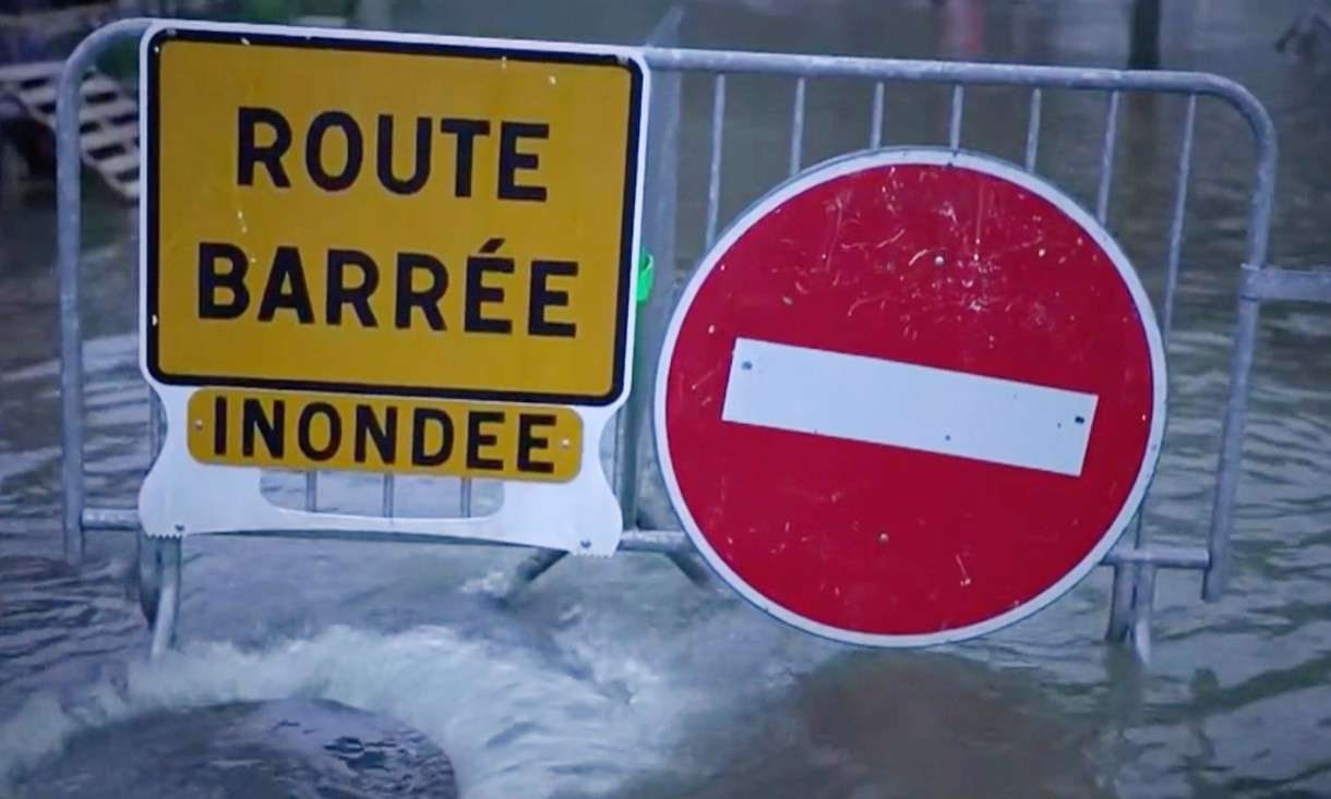 Wenn der Himmel nicht mehr innehält – warum die Bretagne in den kommenden Tagen im Regen versinkt