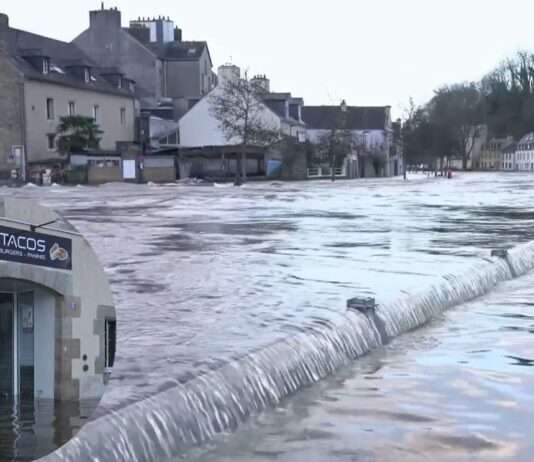 Bretagne im Ausnahmezustand: Wenn 50 Zentimeter Wasser den Alltag verschlucken Überschwemmung_Quimper_ScreenFTV