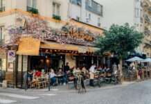 Bistrots und Cafés als Kulturerbe? Frankreich will seinen „troisième lieu“ schützen lassen Cafe-Paris