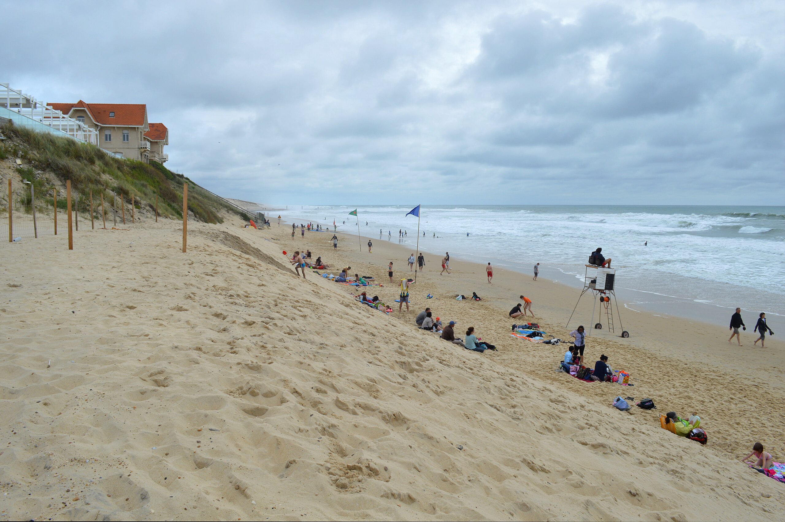 Biscarrosse und der Ozean – wie die Erosion einen Badeort in ein Gebiet der Ungewissheit verwandelt