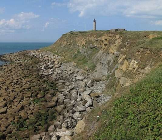 Zwischen Himmel und Meer – die stillen Wächter der Opalküste Cap_Gris-Nez_Westseite_Wikipedia