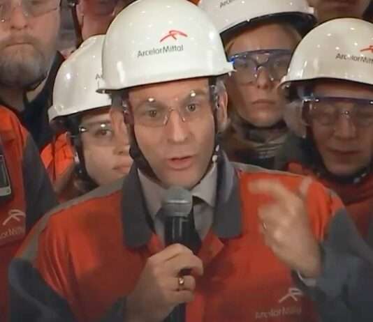 Dunkerque als Wendepunkt: Frankreichs Wagnis für grünen Stahl Emmanuel-Macron_ArcelorMittal_ScreenX