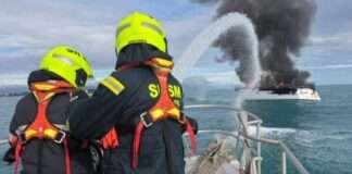 Feuer auf offener See – wie ein brennendes Sportboot vor Antibes die Côte d’Azur in Atem hielt Bootsbrand_Antibes_ScreenX