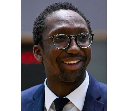 Zwischen Kigali und Brest: Die politische Biografie des Hervé Berville als Spiegel einer neuen Bretagne Herve_Berville_2023_Wikipedia