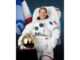 Macrons Grussworte an Sophie Adenot und die Bedeutung der Raumfahrt Official_portrait_of_ESA_(European_Space_Agency)_astronaut_Sophie_Adenot_wearing_a_spacesuit_(jsc2025e073892_alt)