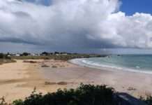 Winterleuchten in der Vendée – Wenn Stille zum größten Luxus wird Plage_des_Vieilles_-_île_d'Yeu_Wikipedia