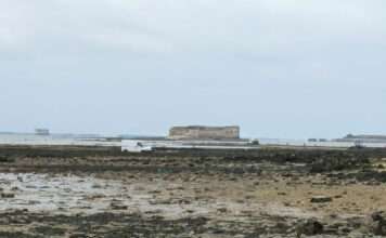 Pointe de la Fumée – wo Geschichte dem Atlantik ins Gesicht schaut Pointe_de_la_Fumée_Wikipedia