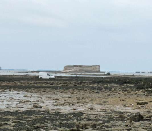 Pointe de la Fumée – wo Geschichte dem Atlantik ins Gesicht schaut Pointe_de_la_Fumée_Wikipedia