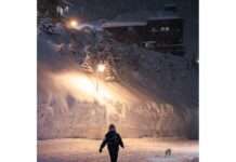 Meterhohe Schneemauern in Savoyen: Wenn der Winter ganze Dörfer verschluckt Schneerekorde-Savoyen_ScreenX