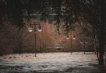 Historische Hochwasser im Westen Frankreichs: Drei Départements weiter in höchster Alarmstufe Hochwasser