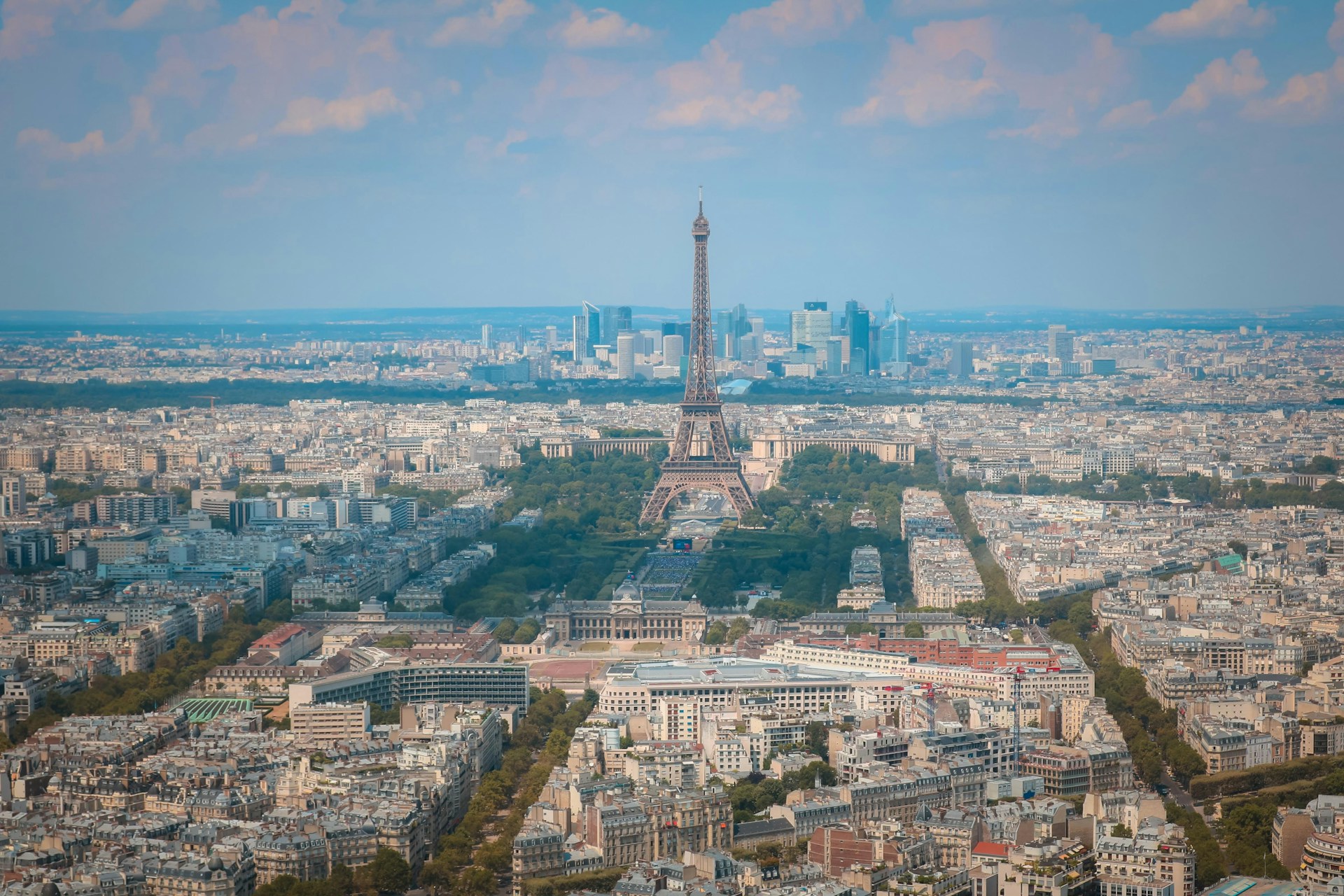 Paris vor einer Richtungswahl: Warum die Kommunalwahl 2026 zur politischen Zitterpartie werden könnte