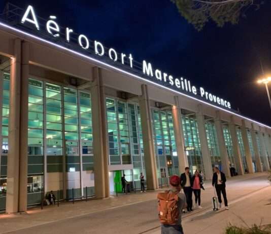 Von der Sicherheitskontrolle zur Spende – Wie der Flughafen in Marseille Solidarität neu denkt Flughafen-Marseille-Wikipedia