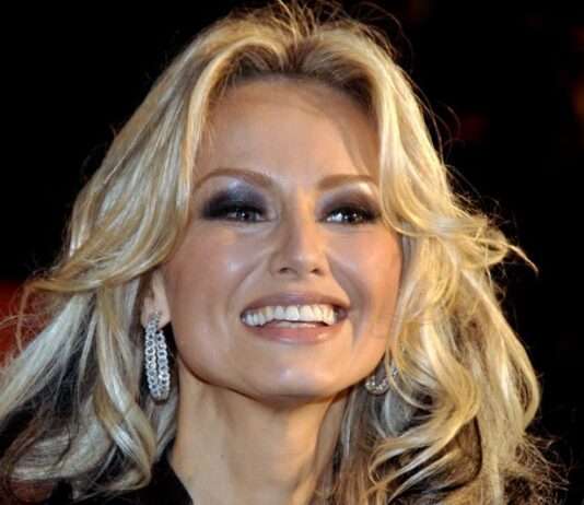 Wenn aus Liebe ein Rechtsstreit wird – Der Fall Adriana Karembeu und die Eskalation familiärer Konflikte Adriana_Karembeu_NRJ_Music_Awards_2012_Wikipedia