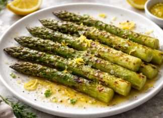 Es ist Spargelzeit – Asperges vertes grillées mit Zitronen-Vinaigrette und Fleur de Sel Asperges-vertes-grillées-mit-Zitronen-Vinaigrette-und-Fleur-de-Sel