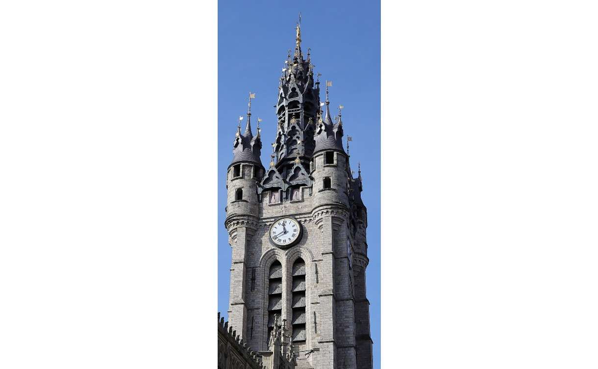 Douai und sein Beffroi – wenn eine Stadt zu klingen beginnt