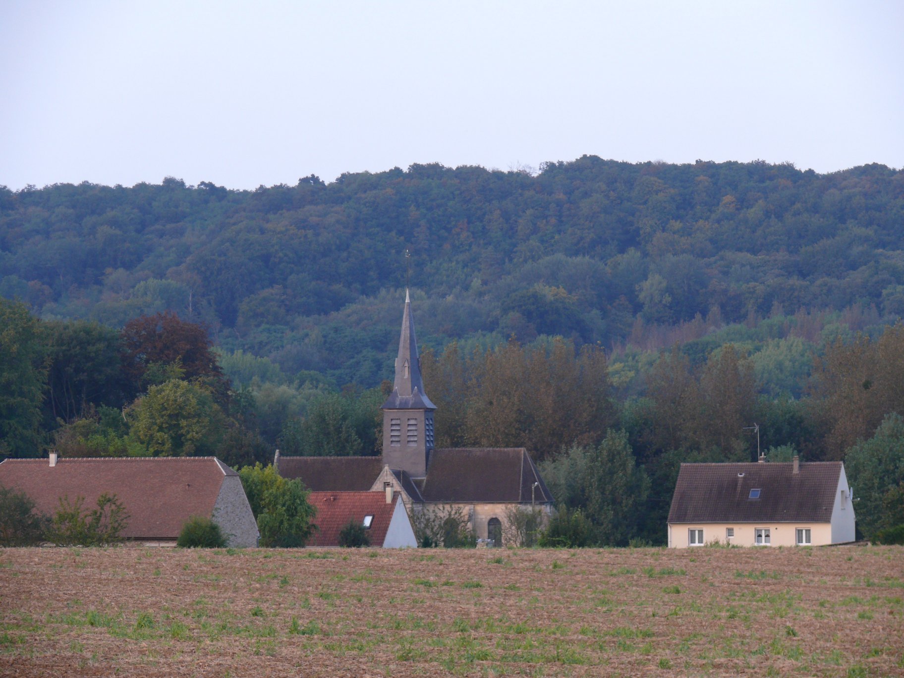 Wenn niemand mehr kandidiert: Ein Dorf im Oise und die stille Krise der kommunalen Demokratie
