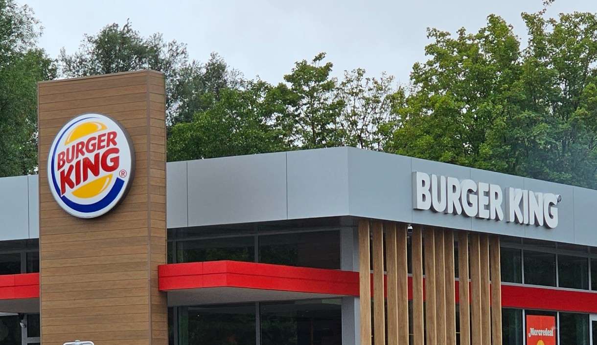 Explosion auf Burger-King-Baustelle in Korsika – Ermittler prüfen mögliche Einschüchterung
