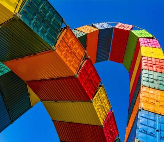 Wenn öffentliche Kunst zum Politikum wird: Der Streit um die „Catène de Containers“ im Vorfeld der Kommunalwahl in Le Havre Container-Wikipdia