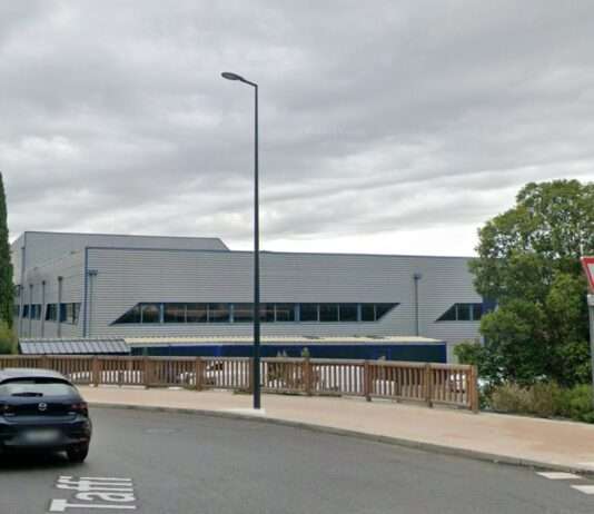 Wenn der Kreisverkehr zur Abschussrampe wird: Unfallserie erschüttert ein Unternehmen bei Toulouse Kreisverkehr_Cornebarrieu_ScreenGoogle