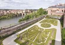 Albi – Zwischen rotem Stein und leisen Geheimnissen Albi_Palais_de_la_Berbie_Wikipedia