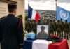 Tod im Schatten des Libanon-Konflikts: Frankreich ehrt gefallenen UN-Soldaten Französischer-UN-Soldat-getötet_Illustration