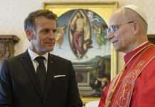 Ein Satz für den Frieden – und für die Bühne Macron_Leo-14_ScreenX