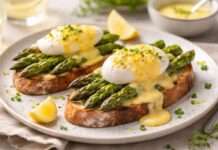 Es ist Spargelzeit – Tartine mit Spargel, pochiertem Ei und Sauce Hollandaise Spargel-Tartines-mit-pochiertem-Ei