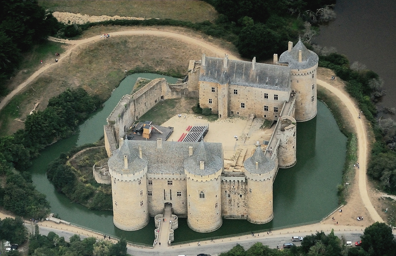 Zwischen Meer und Macht: Das Château de Suscinio und seine stillen Geschichten