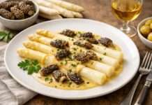 Es ist Spargelzeit: Weißer Spargel mit Morcheln und Vin jaune-Sauce Weißer-Spargel-mit-Morcheln-und-Vin-jaune