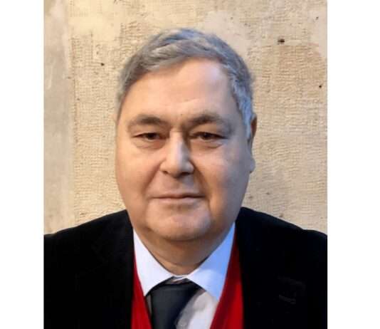 Mit Pierre-François Veil verliert Frankreich einen stillen Hüter der Erinnerung Pierre-François_Veil_Wikipedia