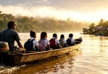 Der Fluss bestimmt den Stundenplan Schüler-Französisch-Guyana_Illustration