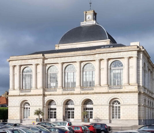 Saint Omer – Nordfrankreichs unterschätzte Perle zwischen Klosterruinen und Kanälen
