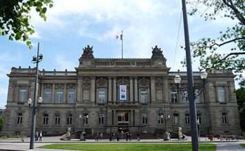 Kulturkampf auf französisch: Warum das Straßburger Nationaltheater vor 2027 warnt Théâtre_national_de_Strasbourg_Wikipedia